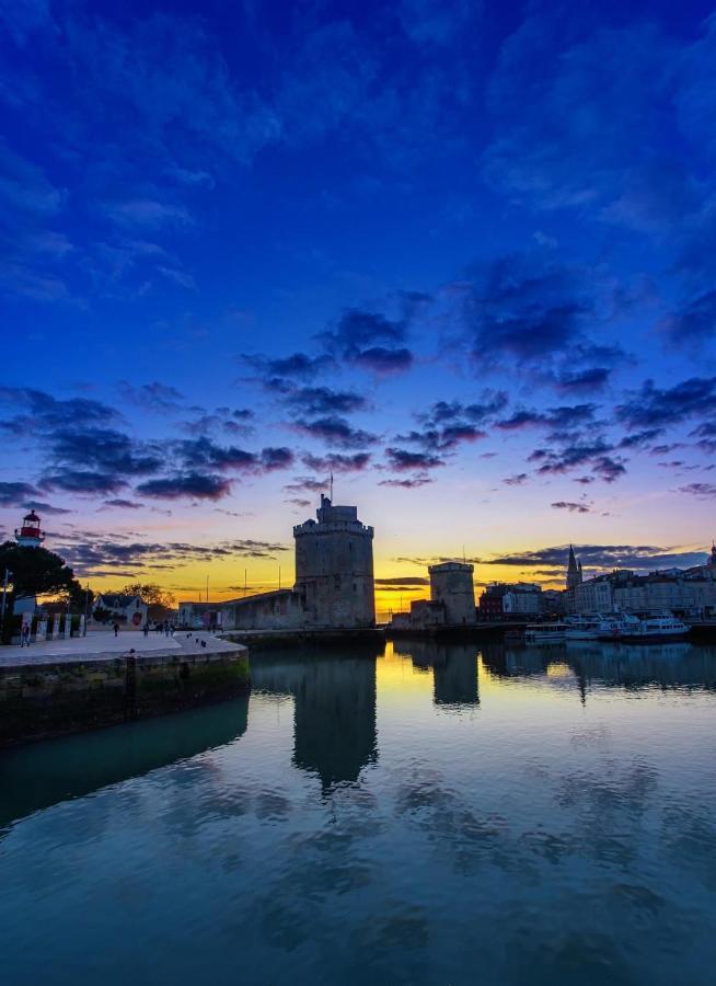 Charmant Cocon Iode Cosy Equipe, Baigne De Lumiere, Situe Au Coeur De La Rochelle A 1Min A Pied Du Marche Central Avec Tv Et Wifi La Rochelle (Charente-Maritime) Exterior foto